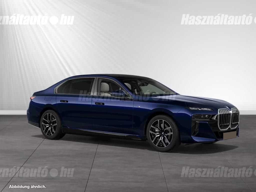 BMW I7