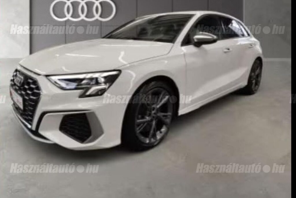AUDI S3