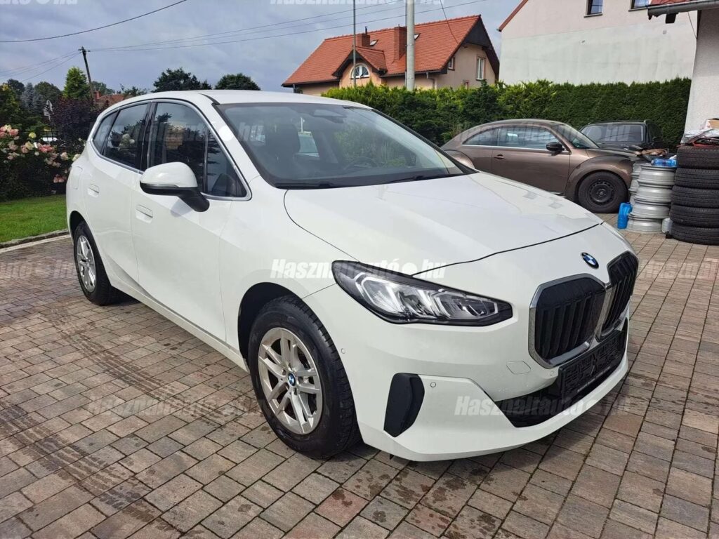 BMW 220i