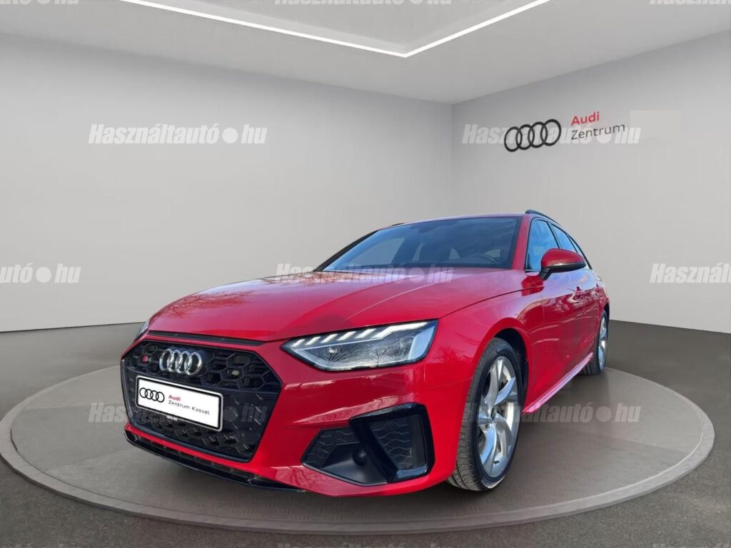 AUDI S4