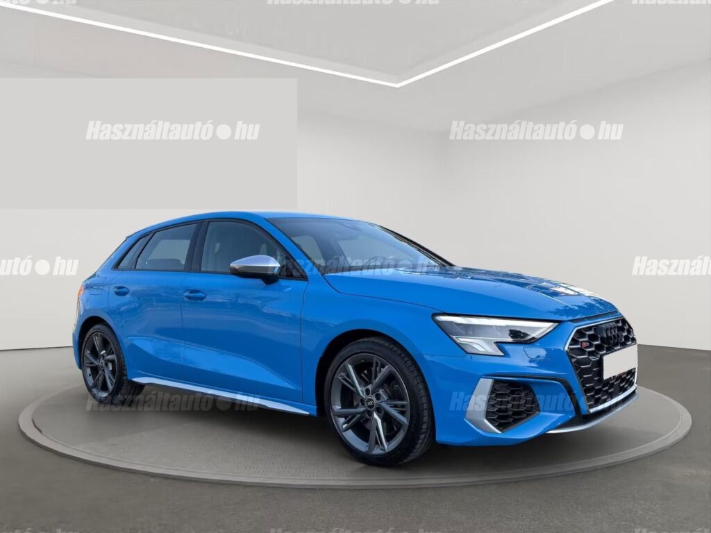 AUDI S3