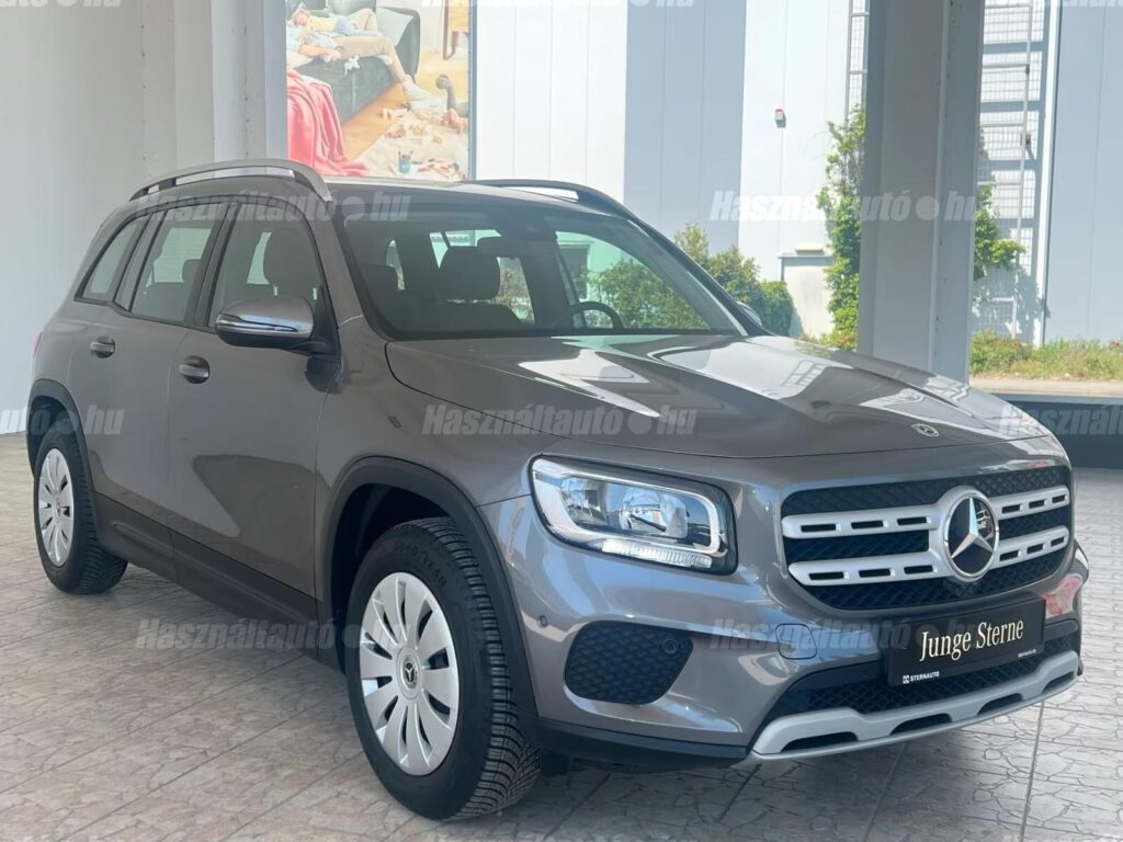 MERCEDES-BENZ GLB