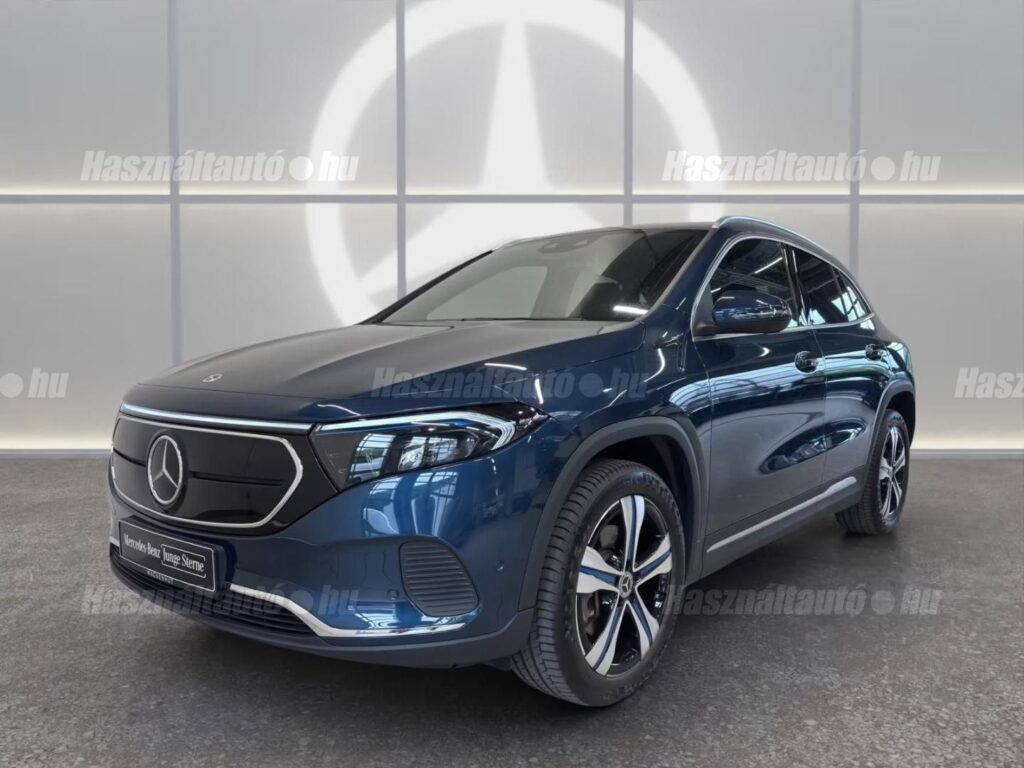 MERCEDES-BENZ EQA