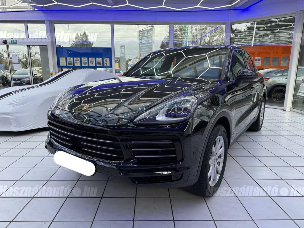 PORSCHE CAYENNE