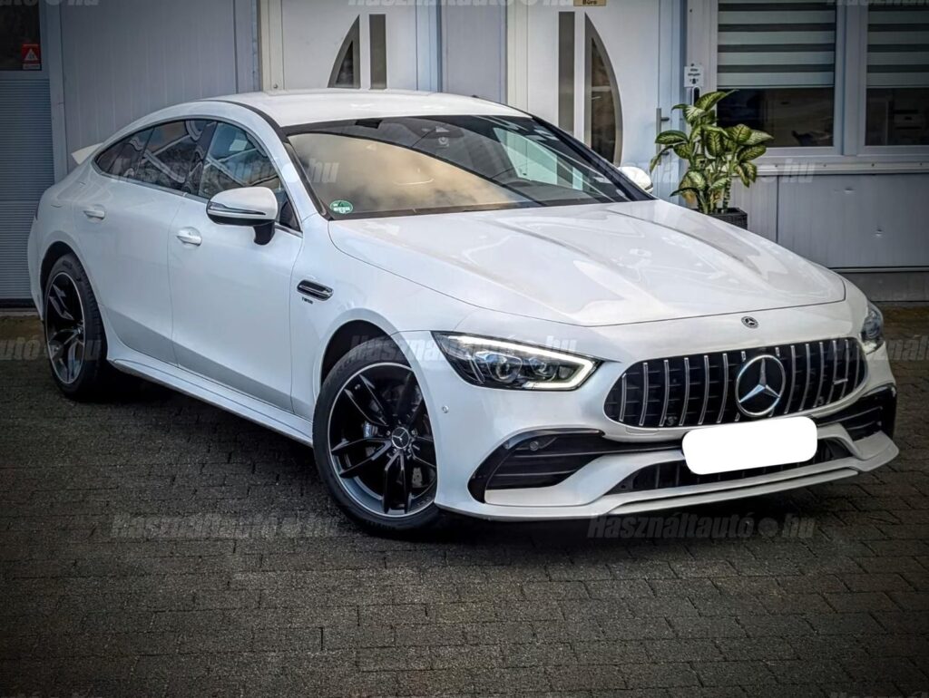 MERCEDES-AMG GT