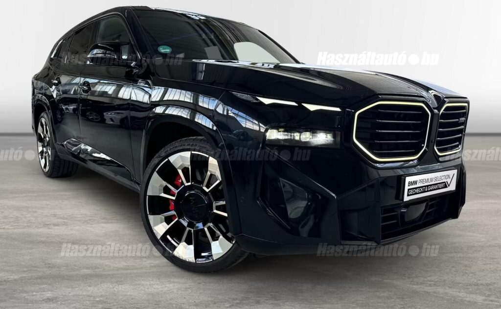 BMW XM