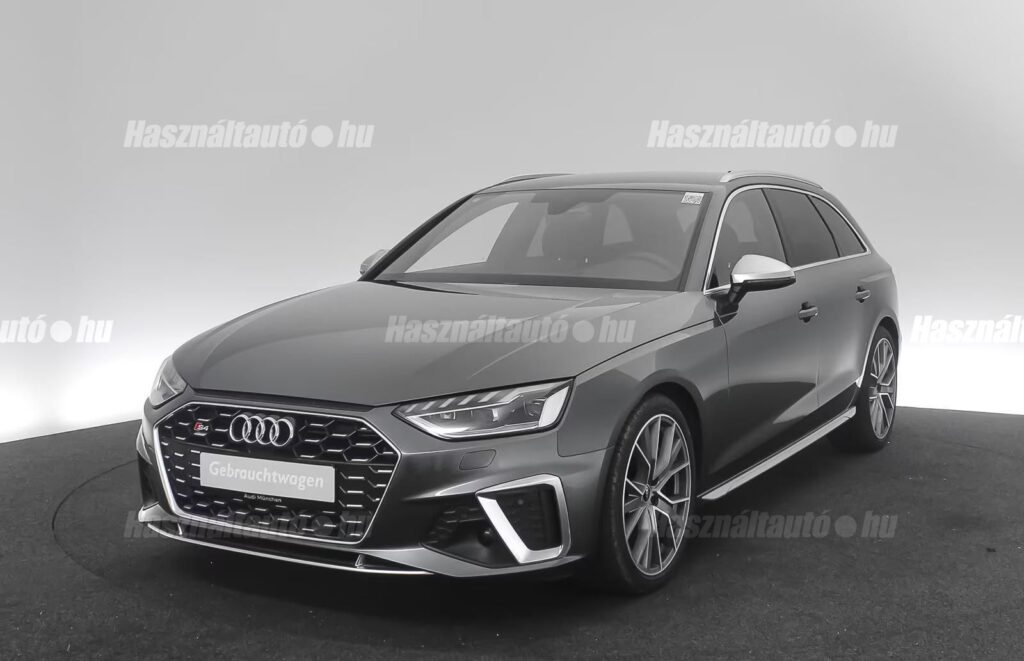 AUDI S4