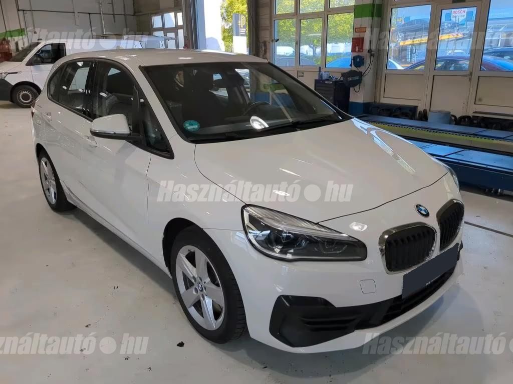 BMW 225xe