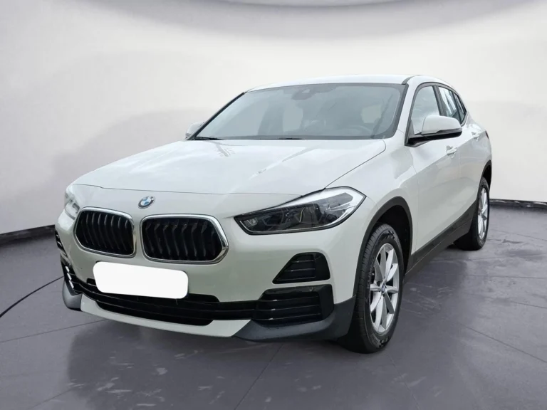 Használt BMW X2 (2023, fehér)