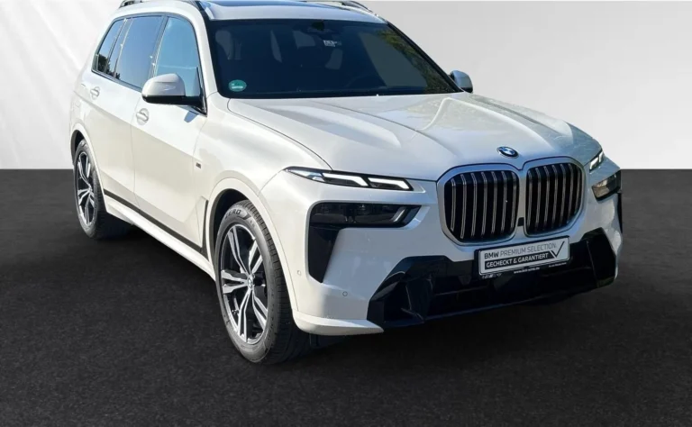 Használt BMW X7 (2026, fehér)