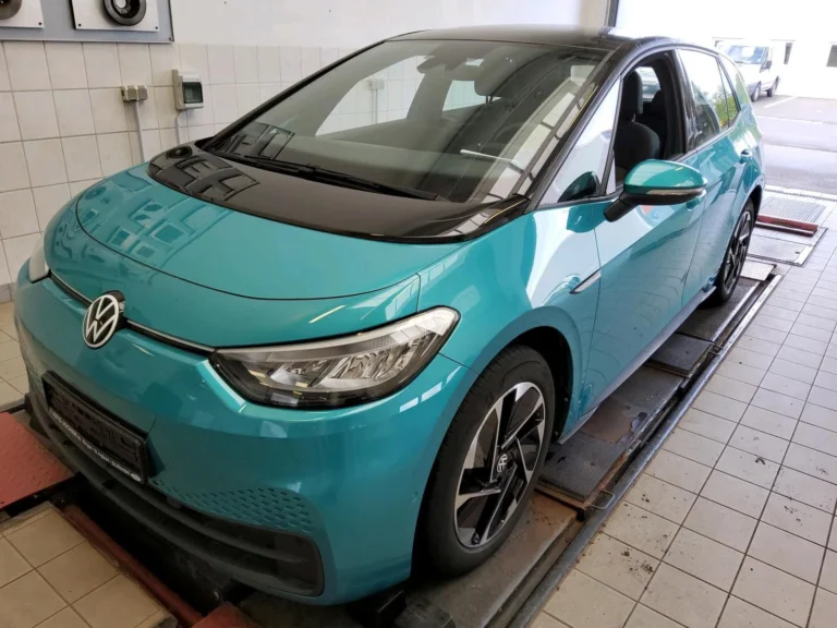 Használt Volkswagen ID.3 (2022, zöld)