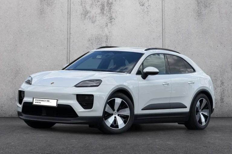 Használt Porsche Macan (2025, fehér)