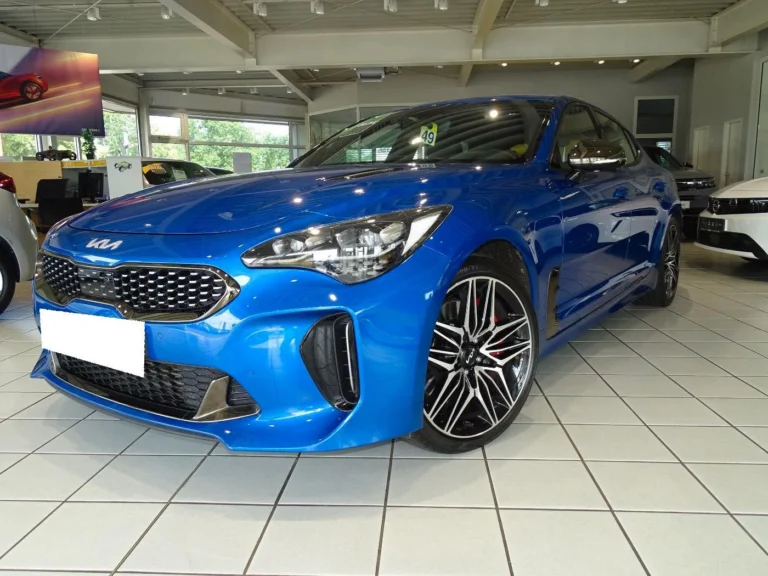 Használt Kia Stinger (2022, kék)