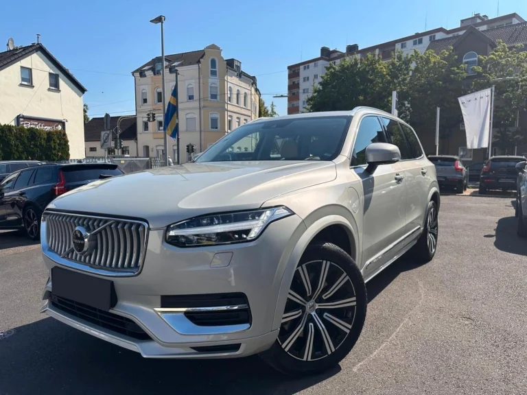 Használt Volvo XC90 (2022, bézs)