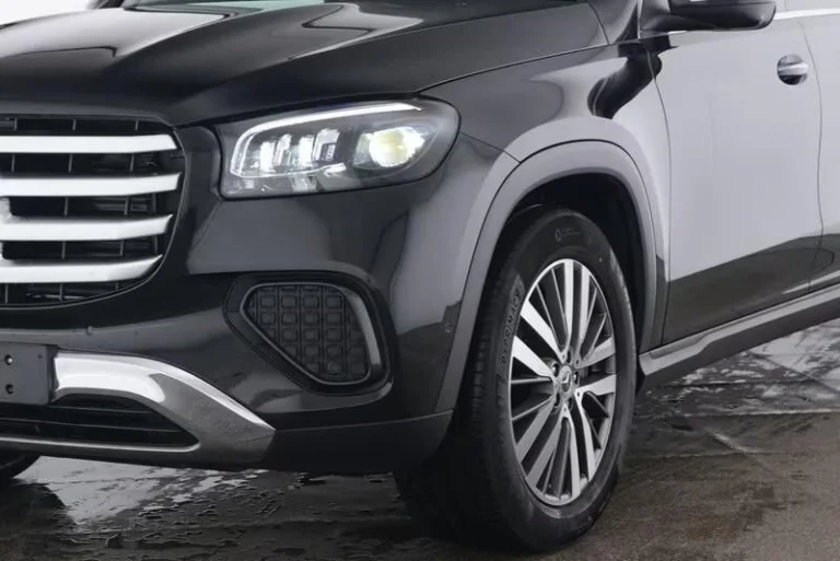 Használt Mercedes-Benz GLS 450 (2025, fekete)