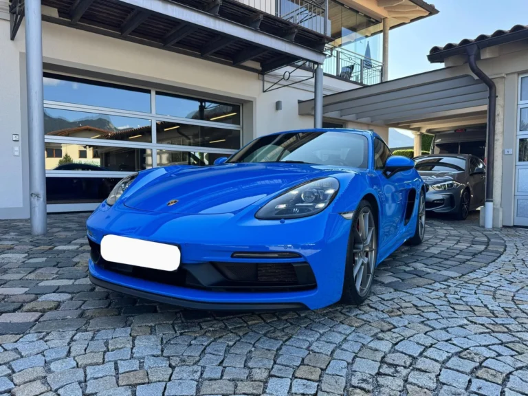 Használt Porsche Cayman (2022, kék)