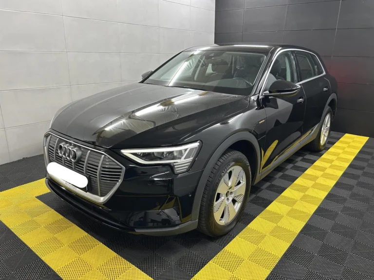 Használt Audi e-tron (2021, fekete)
