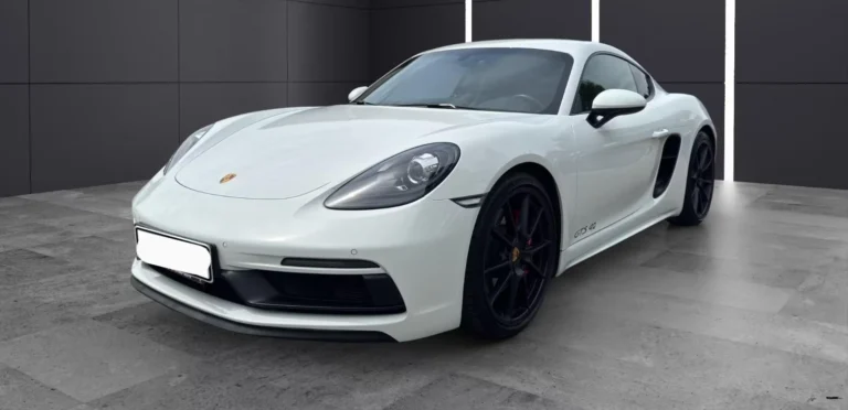 Használt Porsche Cayman (2022, fehér)