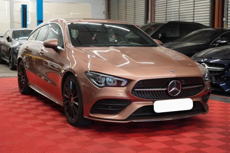 Használt Mercedes-Benz CLA 180 (2021, barna)