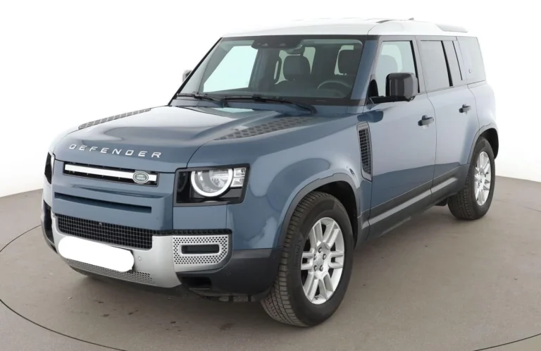 Használt Land Rover Defender (2021, kék)