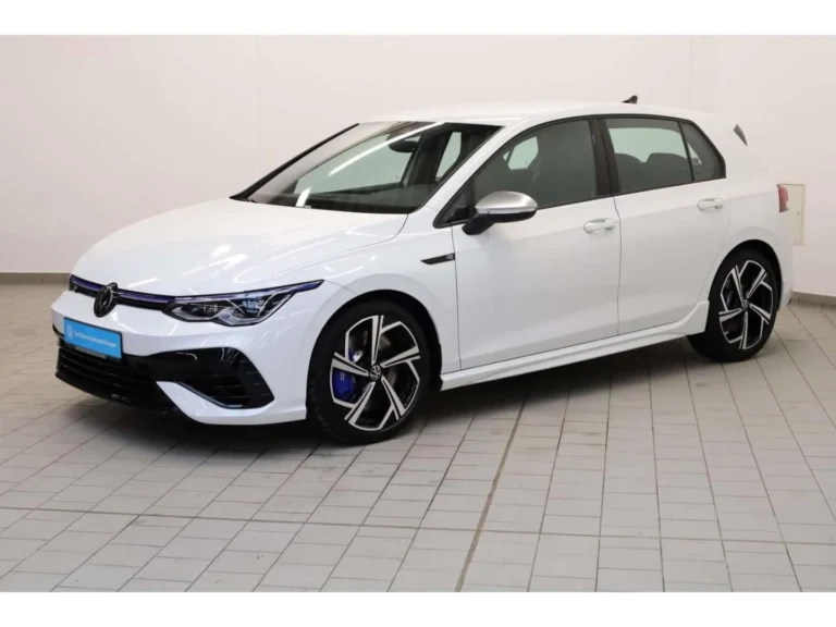 Használt Volkswagen Golf (2023, fehér)