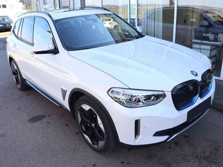 Használt BMW iX3 (2021, fehér)