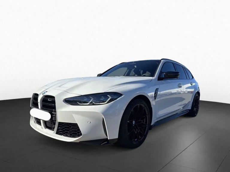 Használt BMW M3 (2024, fehér)