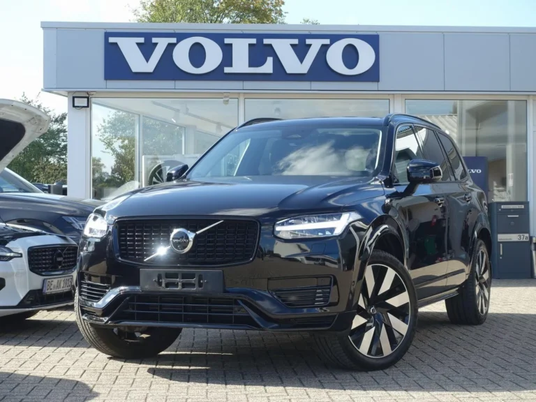 Használt Volvo XC90 (2023, fekete)