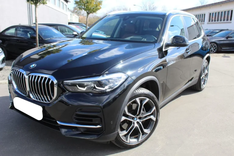 Használt BMW X5 (2023, fekete)