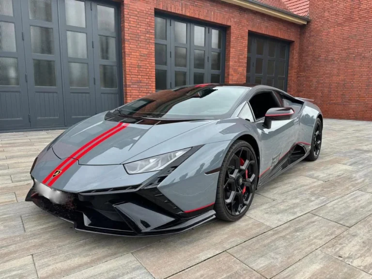 Használt Lamborghini Huracán (2023, szürke)