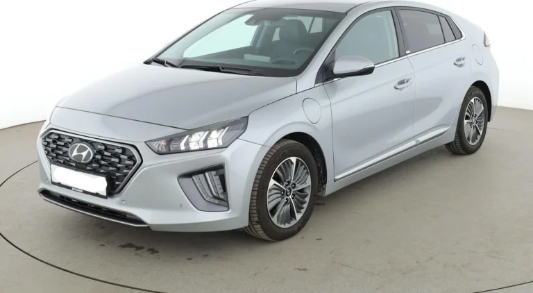 Használt Hyundai Ioniq (2021, ezüst)