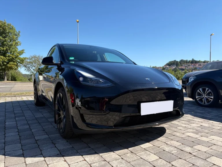 Használt Tesla Model Y (2022, fekete)