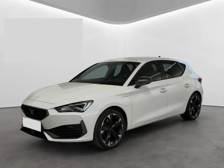 Használt Cupra Leon (2022, fehér)