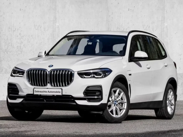 Használt BMW X5 (2023, fehér)