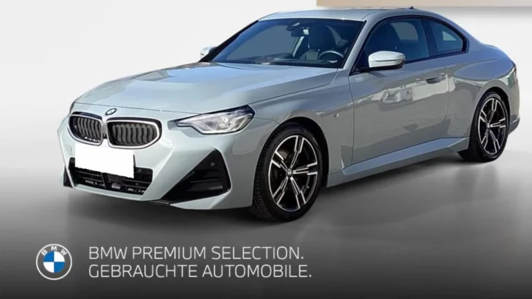 Használt BMW 220 (2025, szürke)