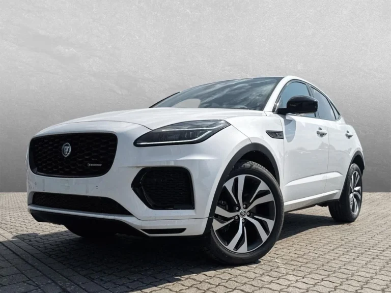 Használt Jaguar E-Pace (2023, fehér)
