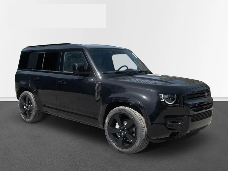 Használt Land Rover Defender (2025, fekete)