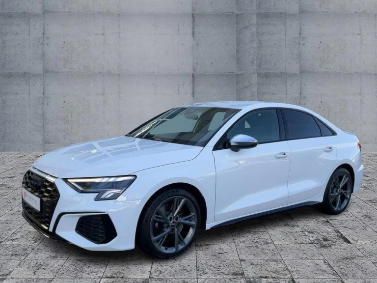 Használt Audi S3 (2023, fehér)