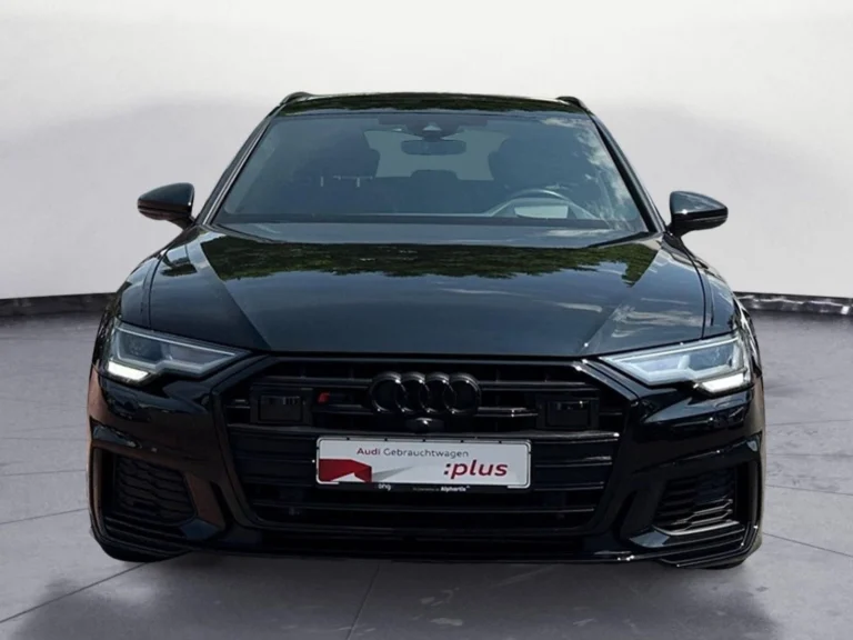 Használt Audi S6 (2022, fekete)