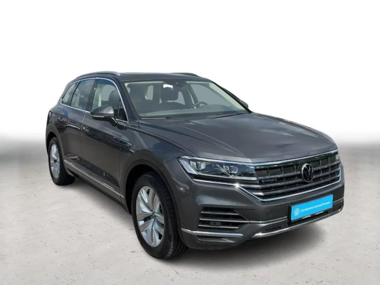 Használt Volkswagen Touareg (2021, szürke)