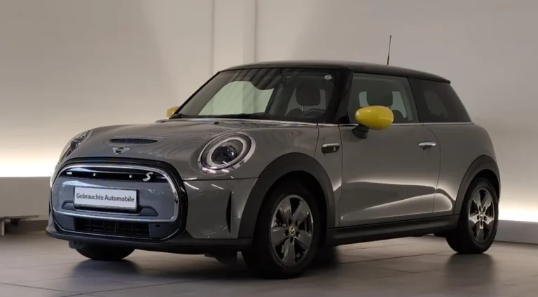 Használt MINI MINI Cooper (2022, szürke)