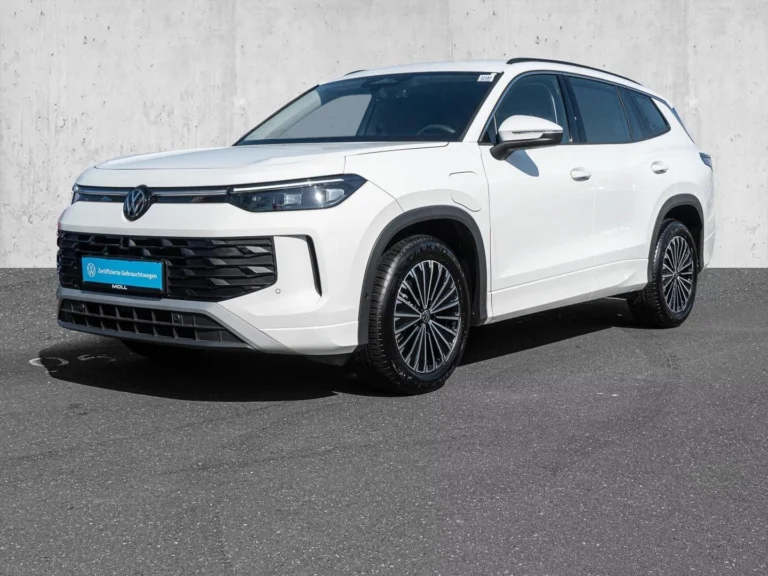 Használt Volkswagen Tayron (2025, fehér)