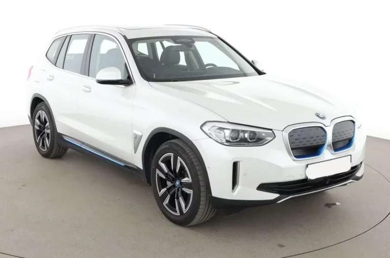 Használt BMW iX3 (2021, fehér)
