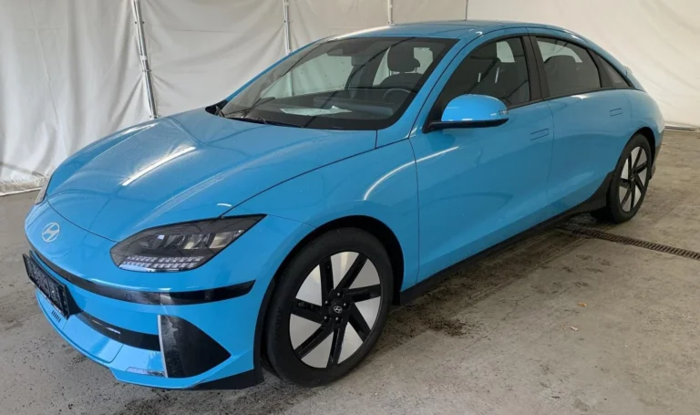 Használt Hyundai Ioniq 6 (2023, kék)