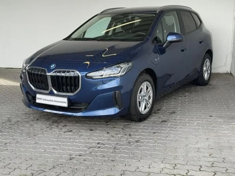 Használt BMW 225 (2022, kék)