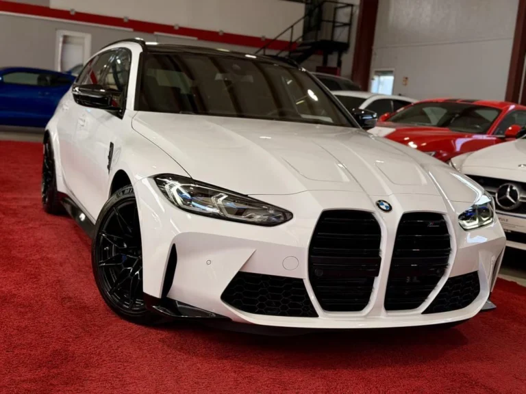 Használt BMW M3 (2024, fehér)