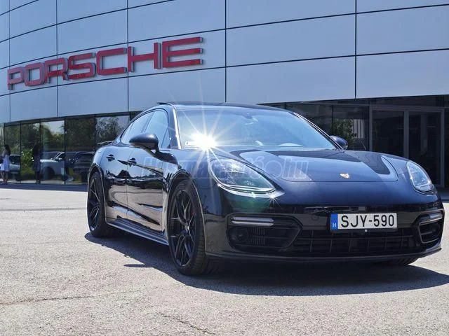 Használt Porsche Panamera (2019, fekete)