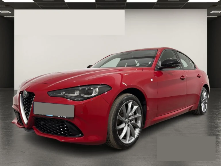 Használt Alfa Romeo Giulia (2023, piros)