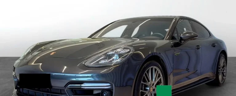 Használt Porsche Panamera (2022, szürke)