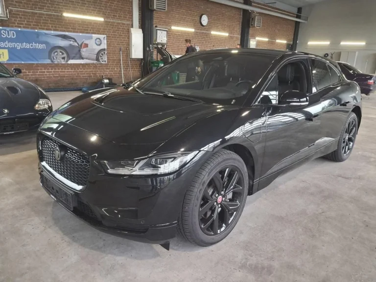 Használt Jaguar I-Pace (2022, fekete)